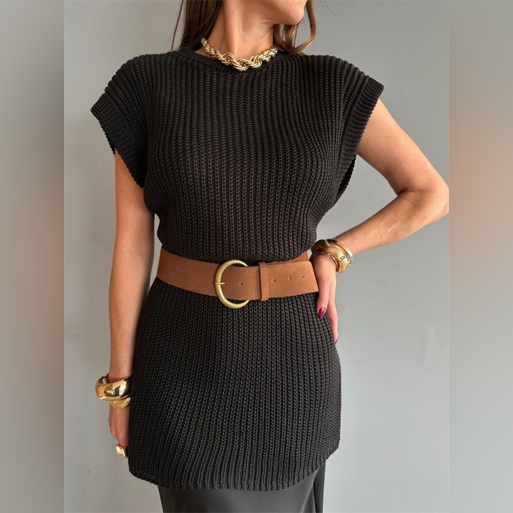 Round Neck Cap Sleeve Sweater Dress - Picture 4 of 7